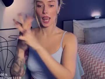 Naked Room yvie_ 